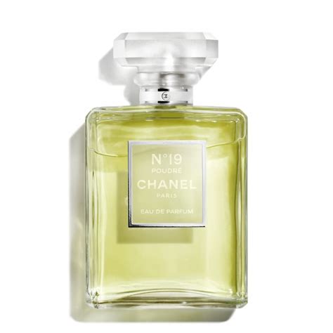 N°19 Poudré by Chanel– Basenotes